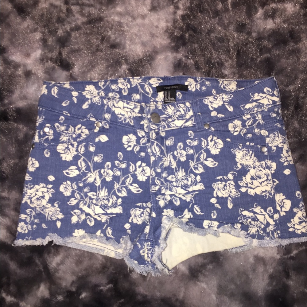 Forever 21 flowered denim shorts